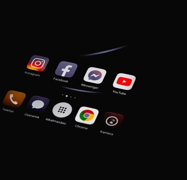 digital media hub online presence