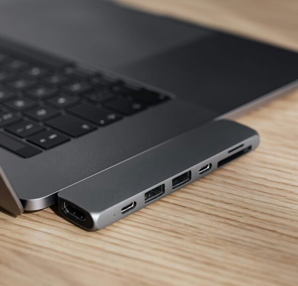 smart media hub model 31008238